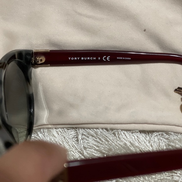Tory Burch sunglasses main image 9